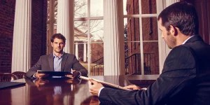 A child custody lawyer for fathers in Baltimore County meeting with a client.